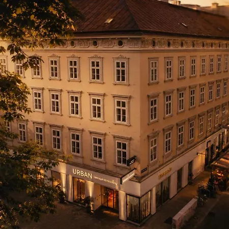 Urban Budget Hotel- Unique Boutique Hotel On Best Location