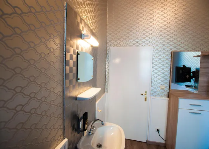 Urban Budget Hotel- Unique Boutique On Location Otel