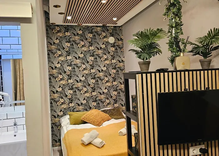 Urban Budget Hotel- Unique Boutique On Location *